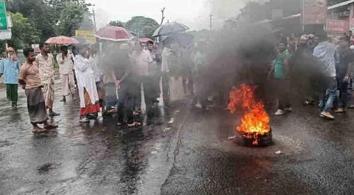 ফরিদপুরে মহাসড়ক-রেলপথ অবরোধের ঘটনায় ৯০ জনের নামে মামলা